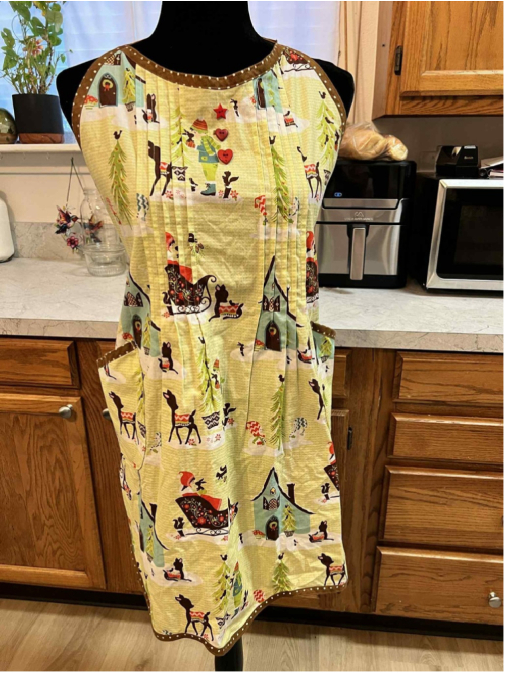 Christmas Apron Deer Sleigh Trees Woodland Holiday Kitchen Cooking Hostess